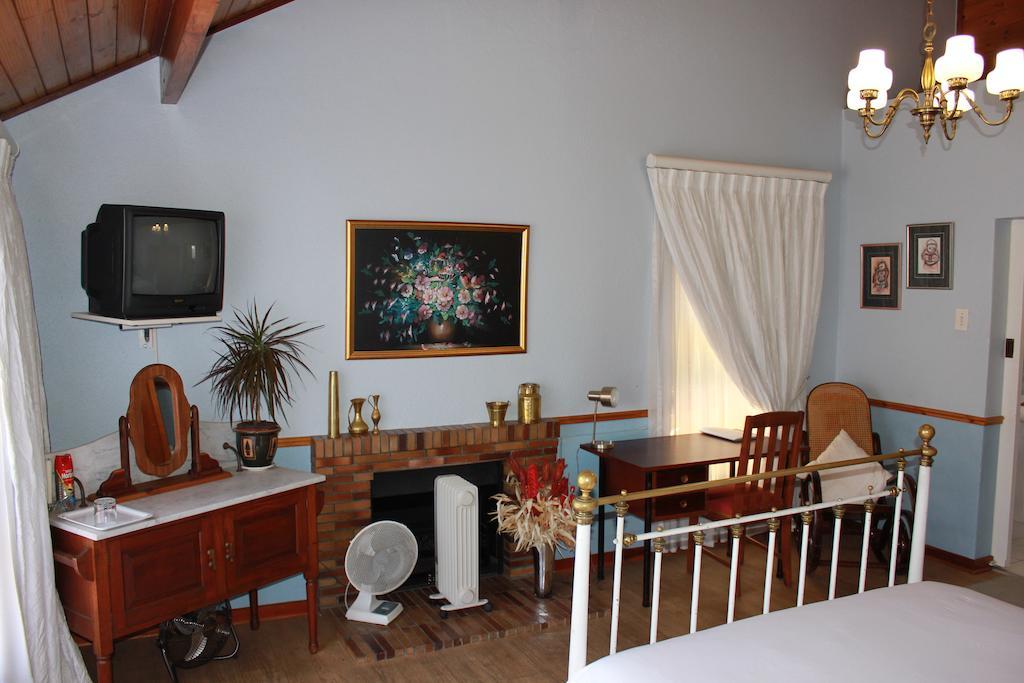 Old Oak Guest House Bellville Room photo